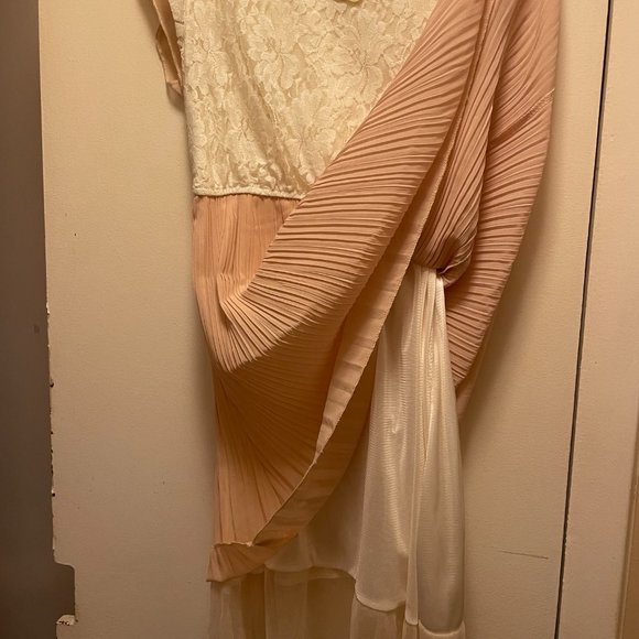 Fully Lined Lace Bodice Dress - Picture 5 of 8